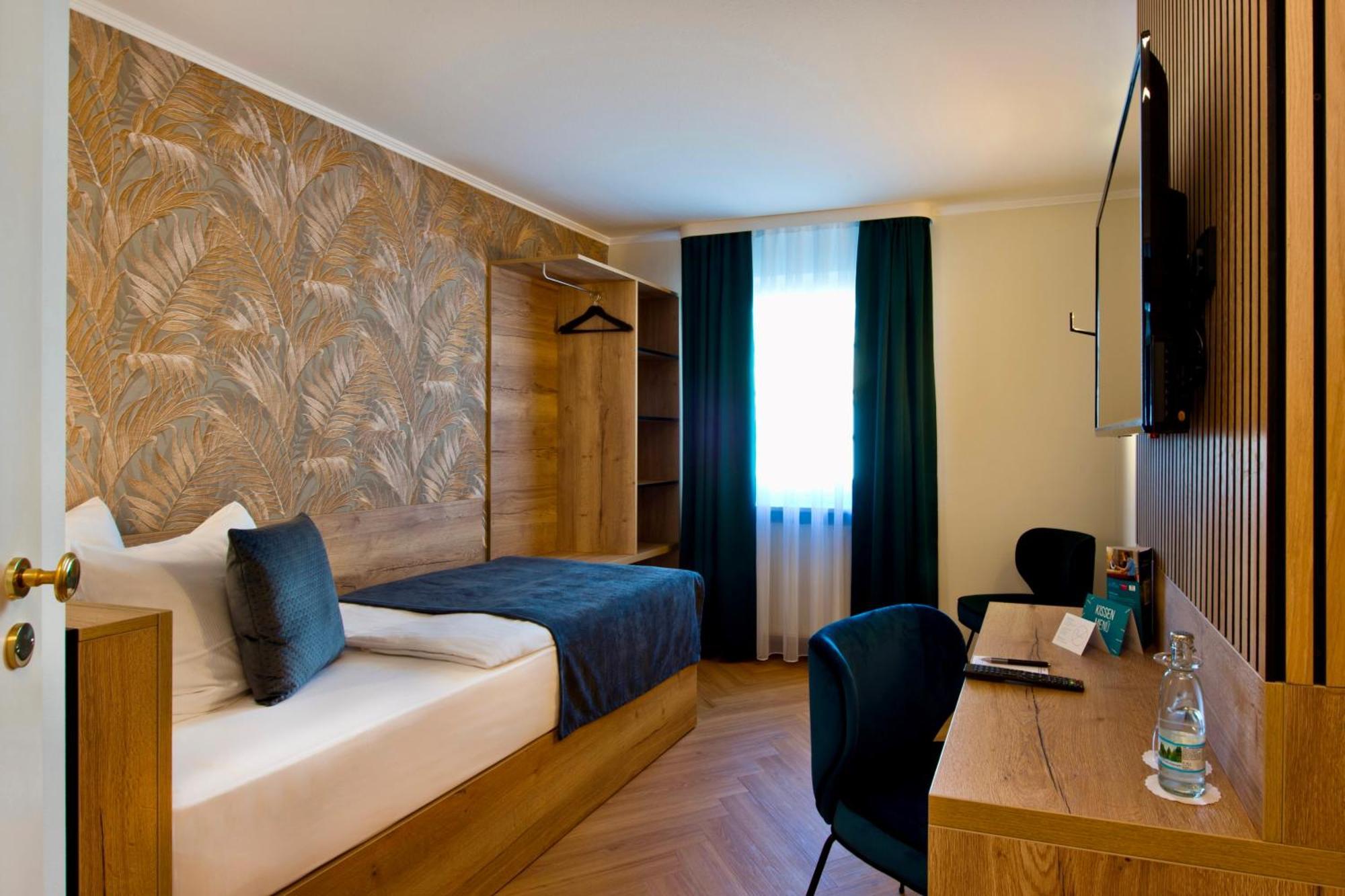 Osterfeld Atrium Hotel Amadeus מראה חיצוני תמונה