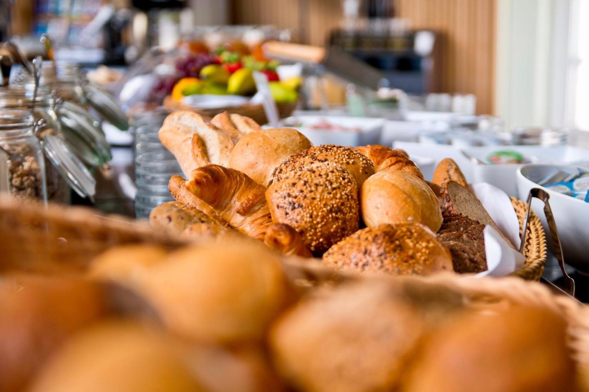 Osterfeld Atrium Hotel Amadeus מראה חיצוני תמונה